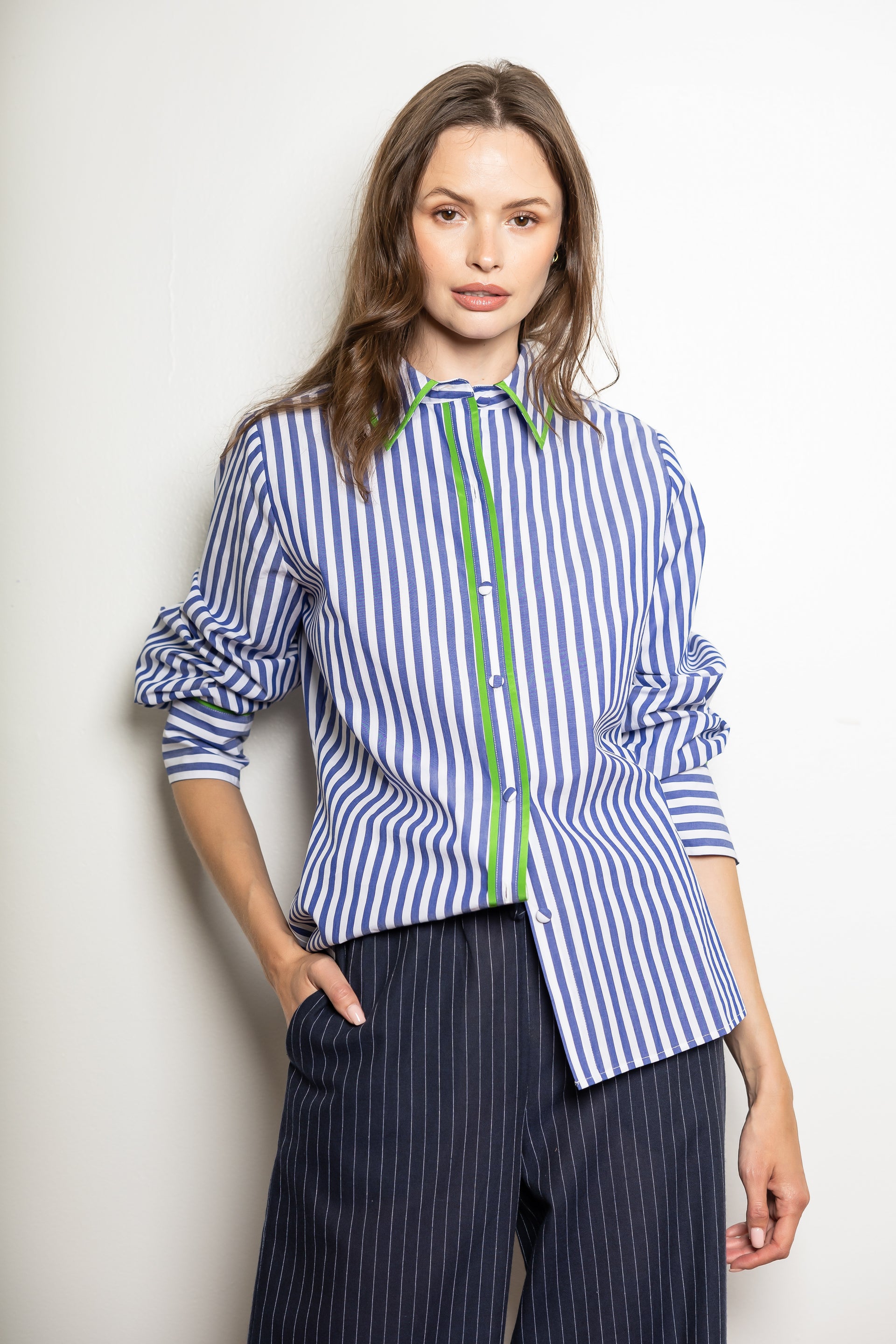Perfect Fitted Shirt - Blue Stripe / Green Contrast